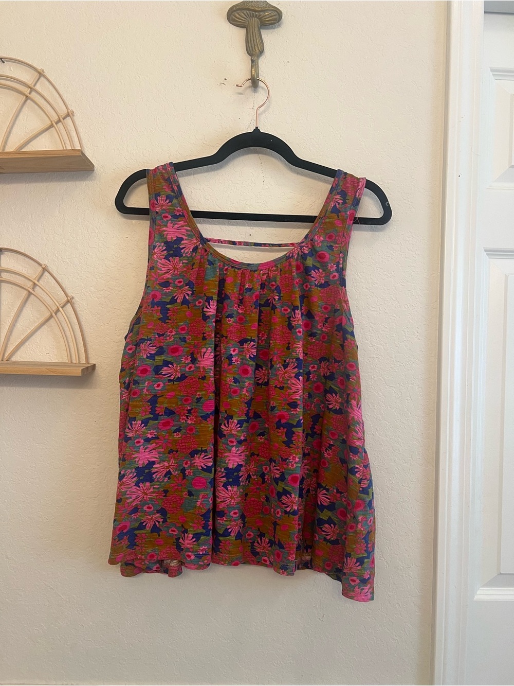 Natural Life Floral Swing Tank Top XL Boho Pink Blue Sleeveless Blouse